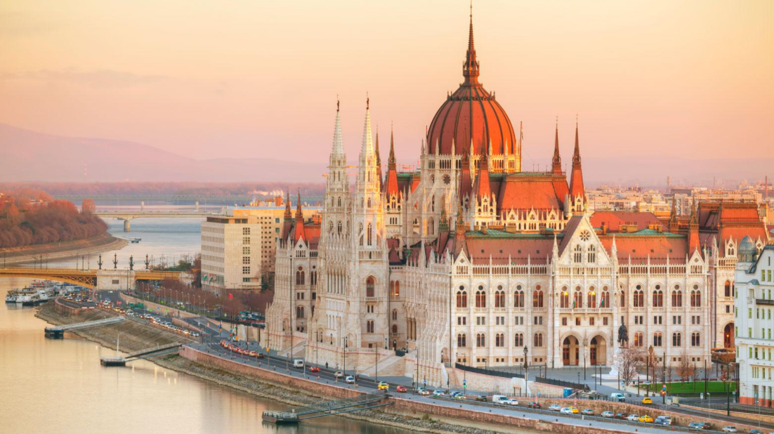 مزایای دریافت اقامت دائم مجارستان